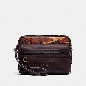 NEW ‼️ COACH MEN TERRAIN POUCH WITH CAMO PRINT